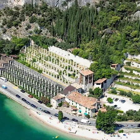 Apartment Ferienwohnung Sommertraum Mit Herrlicher Seesicht Tignale